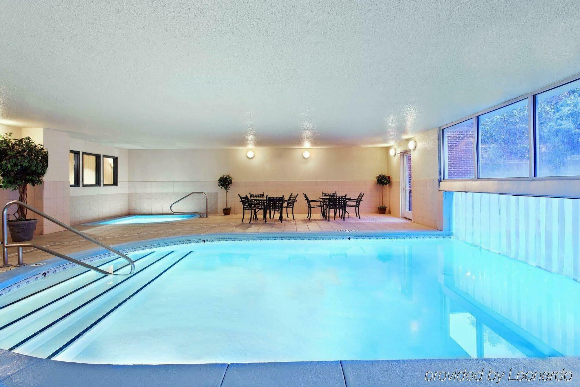 Country Inn & Suites By Radisson, Charlotte University Place, Nc エクステリア 写真