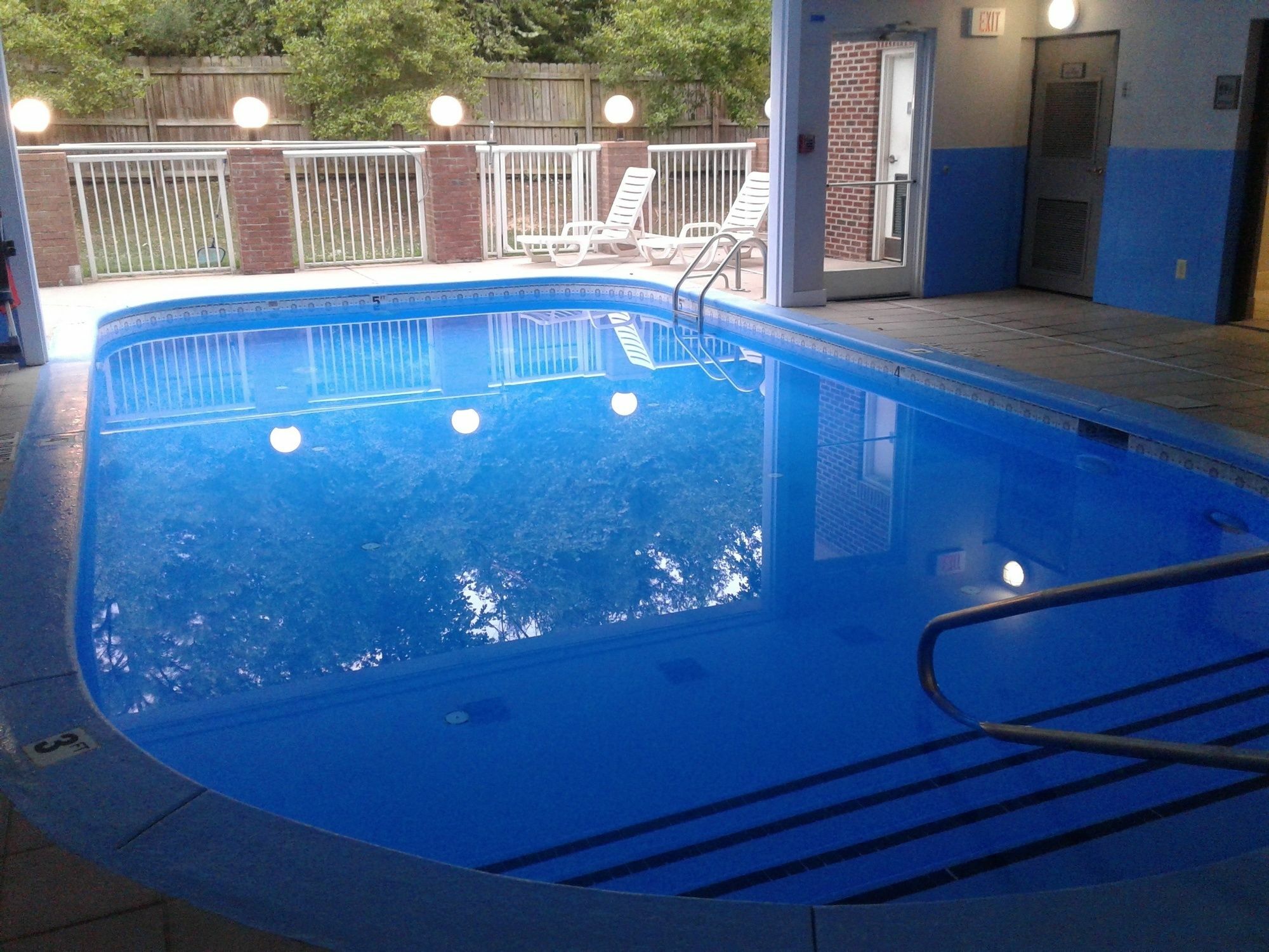 Country Inn & Suites By Radisson, Charlotte University Place, Nc エクステリア 写真